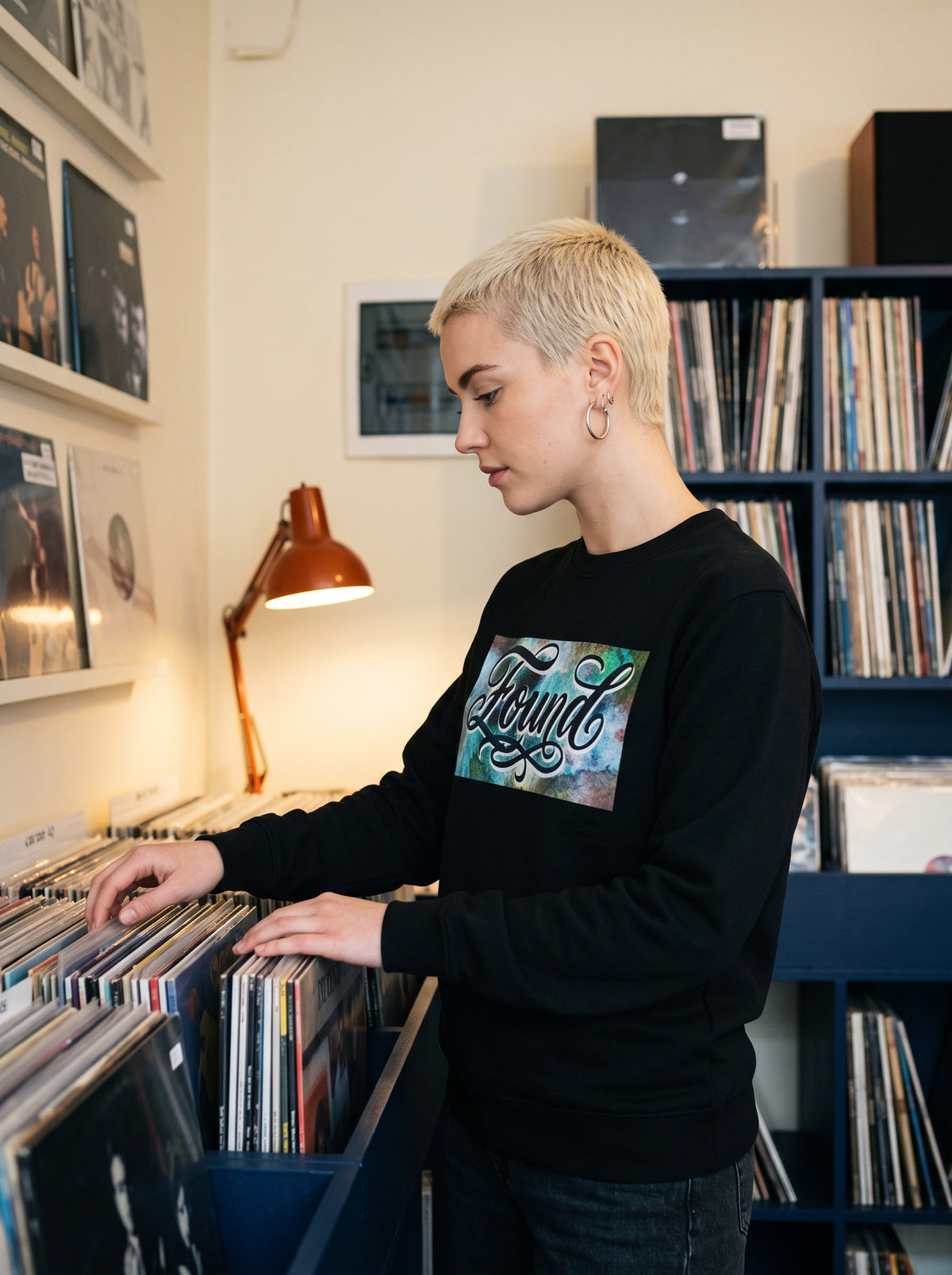The Found Sweatshirt worn on the body - MOEBEER lookbook 3